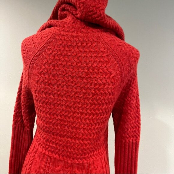 Athleta 100% merino wool sporty hooded Red Cable Knit sweater Dress size medium - Picture 6 of 12